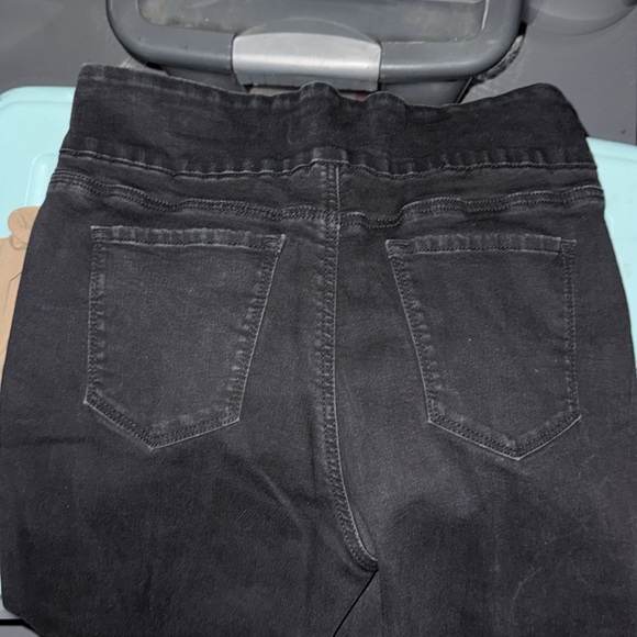 Gloria Vanderbilt jeans - Picture 5 of 5